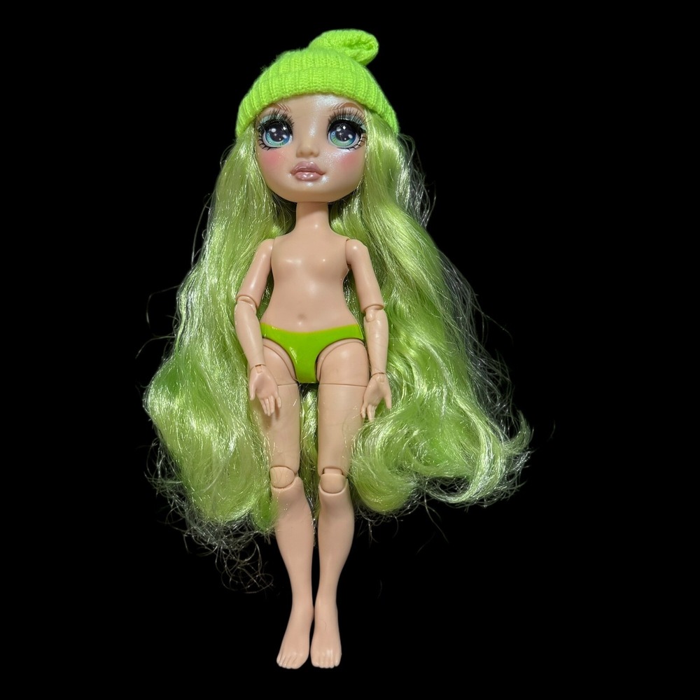 Jade Hunter Green Rainbow High Fashion Doll Nude Hat